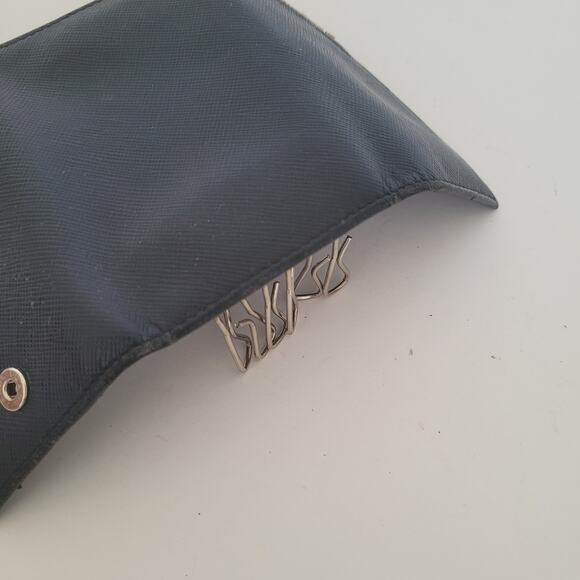 Authentic Prada Multicles Key Holder Hooks Case Navy Blue Saffiano Metal Baltico - Picture 8 of 12